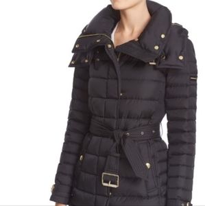 Burberry women coat navy size M brand new